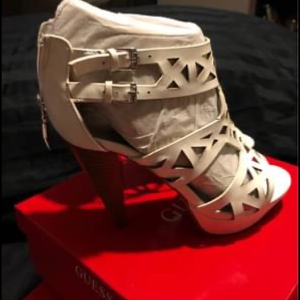 Guess cut off heels sandals